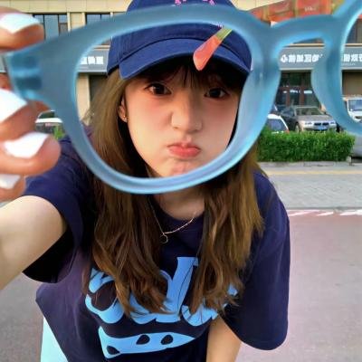 穿成养子假少开局我只想跑路